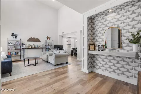 Entry Way - 2466 E Harrison Ct, Gilbert, AZ 85295 photo 2 of 4