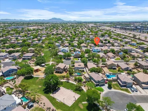 View/Area - 2466 E Harrison Ct, Gilbert, AZ 85295 photo 5 of 7