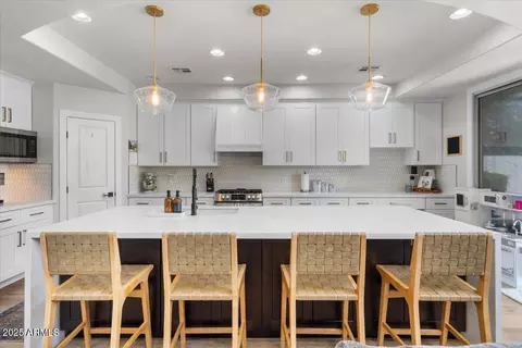 Kitchen - 2466 E Harrison Ct, Gilbert, AZ 85295 photo 2 of 5