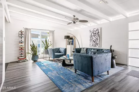 Living - 1029 E Palo Verde Dr, Phoenix, AZ 85014 photo 3 of 4