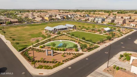 View/Area - 2343 E Kelly Dr, Gilbert, AZ 85298 photo 4 of 11
