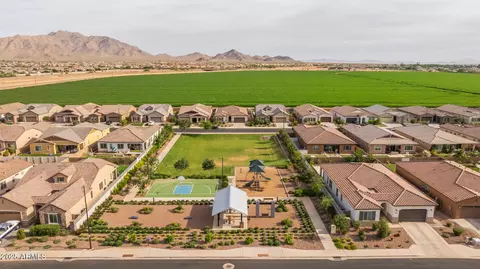 View/Area - 2343 E Kelly Dr, Gilbert, AZ 85298 photo 9 of 11