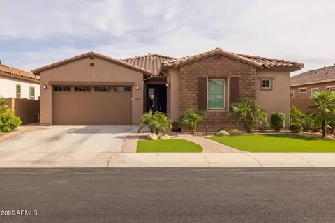 Exterior - 2343 E Kelly Dr, Gilbert, AZ 85298 photo 2 of 19