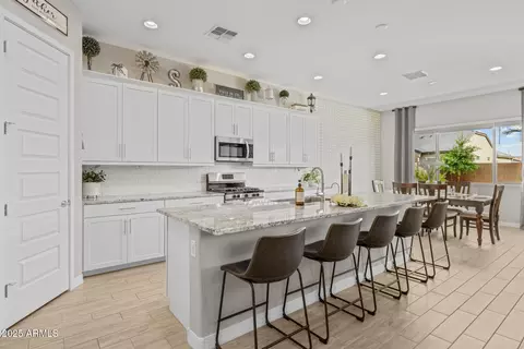 Kitchen - 2343 E Kelly Dr, Gilbert, AZ 85298 photo 2 of 7