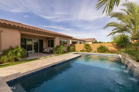 Exterior - 2343 E Kelly Dr, Gilbert, AZ 85298 photo 14 of 19