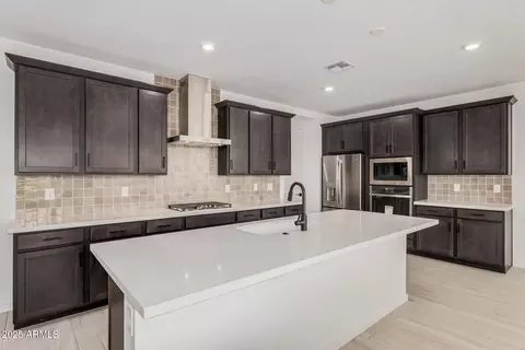 2482 W Rowel Rd, Phoenix, AZ 85085