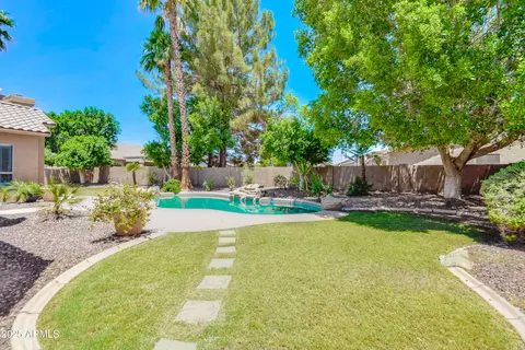1470 W Bartlett Way, Chandler, AZ 85248