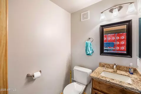 Bath - 2352 Immelman Cir, Overgaard, AZ 85933 photo 6 of 6