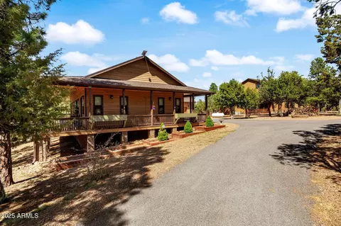 Exterior - 2352 Immelman Cir, Overgaard, AZ 85933 photo 3 of 11