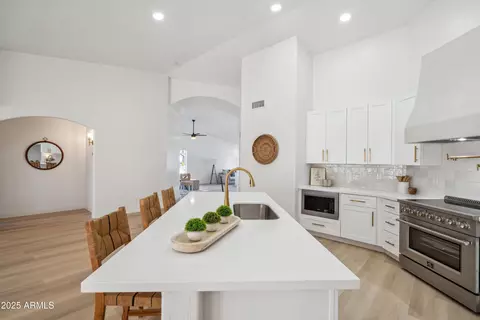 10545 E Dolphin Ave, Mesa, AZ 85208 photo 9