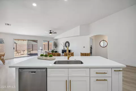 10545 E Dolphin Ave, Mesa, AZ 85208 photo 10