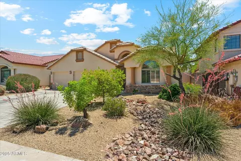 719 W Milada Dr, Phoenix, AZ 85041