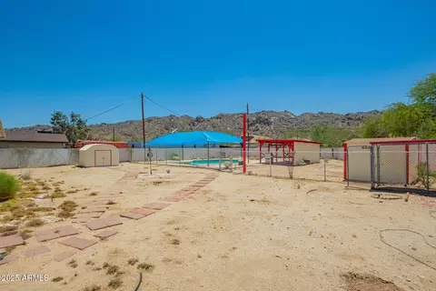 Exterior - 405 E Thunderbird Trl, Phoenix, AZ 85042 photo 4 of 8