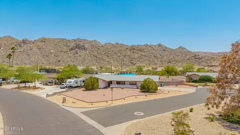 View/Area - 405 E Thunderbird Trl, Phoenix, AZ 85042 photo 14 of 14