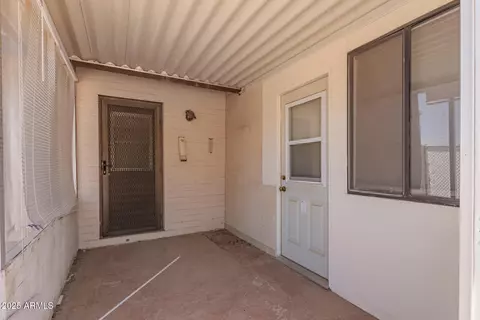 Exterior - 405 E Thunderbird Trl, Phoenix, AZ 85042 photo 3 of 8