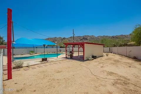 Exterior - 405 E Thunderbird Trl, Phoenix, AZ 85042 photo 7 of 8