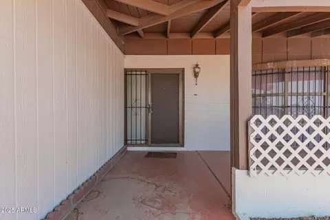 Exterior - 405 E Thunderbird Trl, Phoenix, AZ 85042 photo 1 of 8