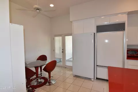 Kitchen - 2570 E Manzanita St, Apache Junction, AZ 85119 photo 3 of 7