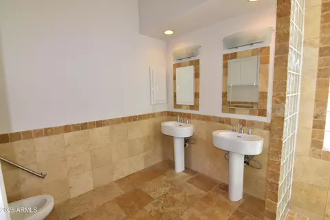 Bath - 2570 E Manzanita St, Apache Junction, AZ 85119 photo 2 of 7