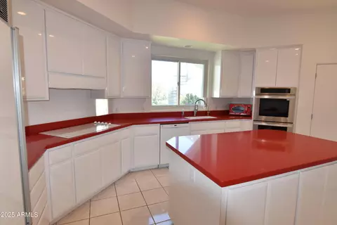 Kitchen - 2570 E Manzanita St, Apache Junction, AZ 85119 photo 5 of 7