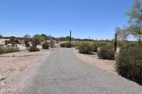 Exterior - 2570 E Manzanita St, Apache Junction, AZ 85119 photo 6 of 19