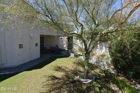 Exterior - 2570 E Manzanita St, Apache Junction, AZ 85119 photo 14 of 19