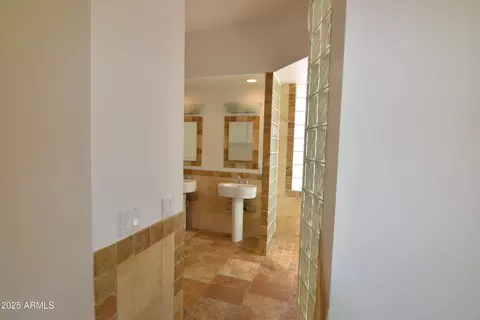 Bath - 2570 E Manzanita St, Apache Junction, AZ 85119 photo 1 of 7