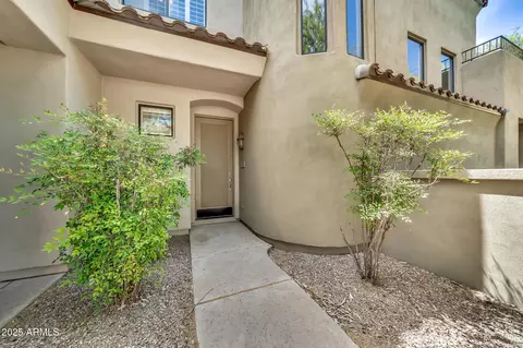 Exterior - 3131 E Legacy Dr #1032, Phoenix, AZ 85042 photo 8 of 9