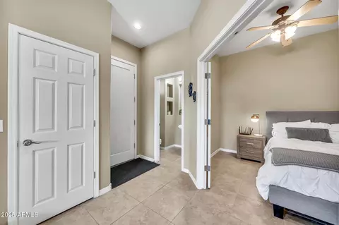 Entry Way - 3131 E Legacy Dr #1032, Phoenix, AZ 85042 photo 1 of 3