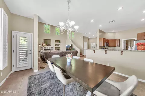 Dining - 3131 E Legacy Dr #1032, Phoenix, AZ 85042 photo 4 of 4