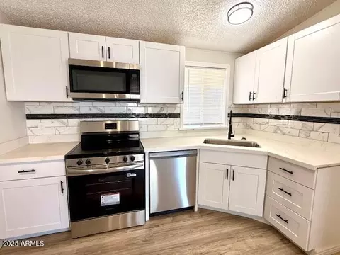Kitchen - 1847 N Warner Dr, Apache Junction, AZ 85120 photo 2 of 3