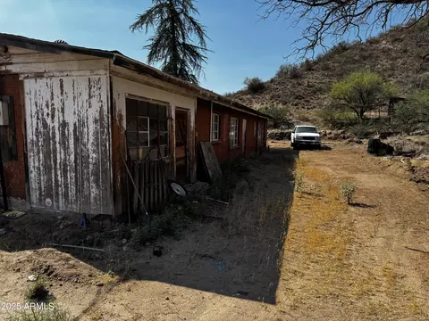 Exterior - 1652 N Wheatfields Rd, Globe, AZ 85501 photo 8 of 11