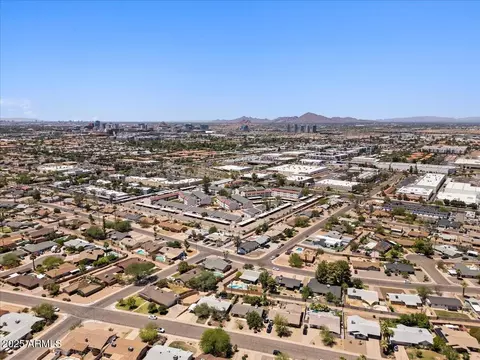 1922 E Concorda Dr, Tempe, AZ 85282