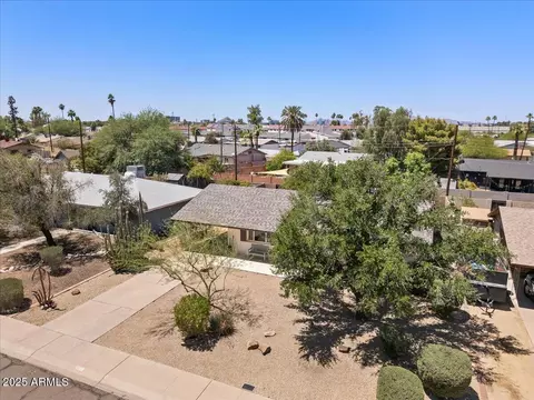 View/Area - 1922 E Concorda Dr, Tempe, AZ 85282 photo 2 of 7