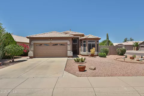 11038 W Oraibi Dr, Sun City, AZ 85373
