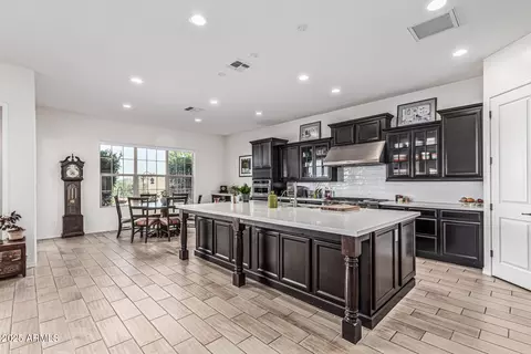 7813 S 43rd Pl, Phoenix, AZ 85042 photo 11