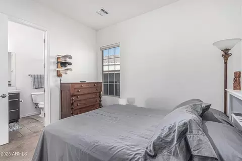 7813 S 43rd Pl, Phoenix, AZ 85042 photo 17