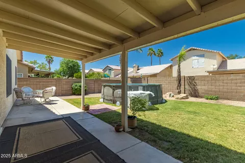 Exterior - 1950 E Kings Ave, Phoenix, AZ 85022 photo 3 of 4