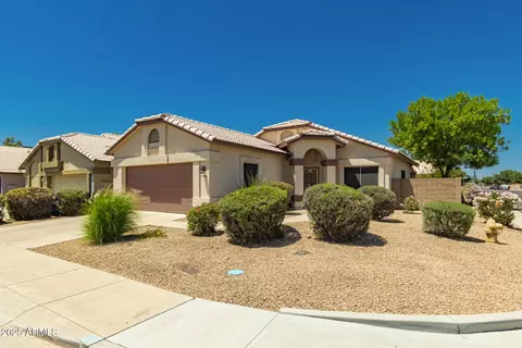 Exterior - 1950 E Kings Ave, Phoenix, AZ 85022 photo 4 of 4