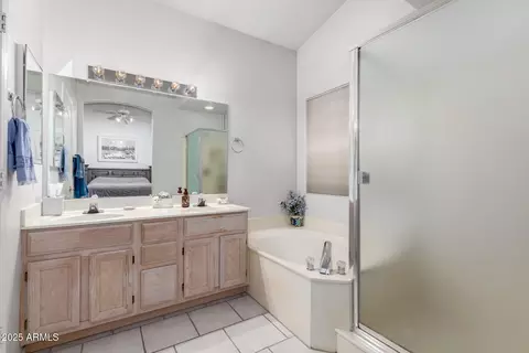 Bath - 1950 E Kings Ave, Phoenix, AZ 85022 photo 1 of 2