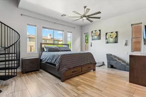 3817 E Patrick Ln, Phoenix, AZ 85050 photo 25