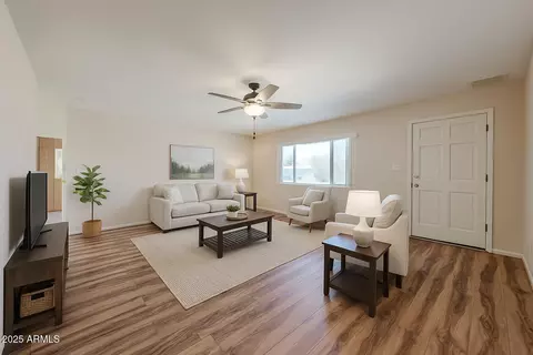 12611 N 112th Ave, Youngtown, AZ 85363