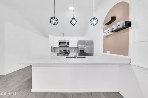 Kitchen - 3201 W Mohawk Ln, Phoenix, AZ 85027 photo 1 of 2