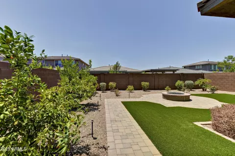 Exterior - 3411 E Louise Dr, Phoenix, AZ 85050 photo 3 of 5