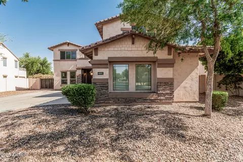 Exterior - 4507 E Lantern Pl, Gilbert, AZ 85297 photo 2 of 9