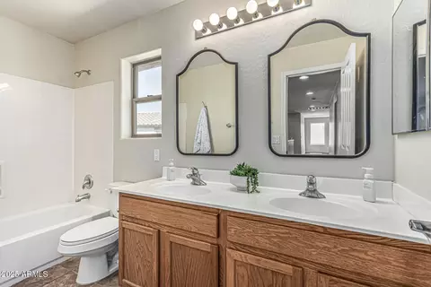Bath - 4507 E Lantern Pl, Gilbert, AZ 85297 photo 4 of 4