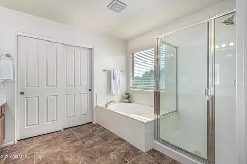 Bath - 4507 E Lantern Pl, Gilbert, AZ 85297 photo 2 of 4