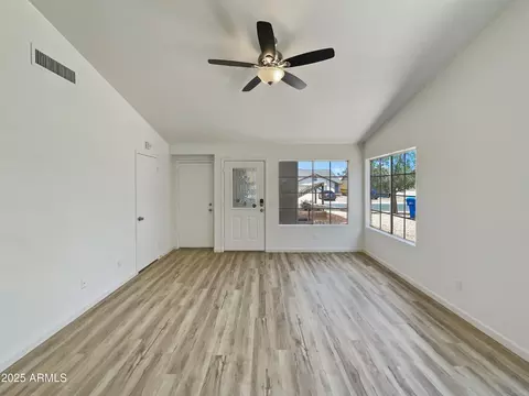 1739 E Carter Rd, Phoenix, AZ 85042 photo 4