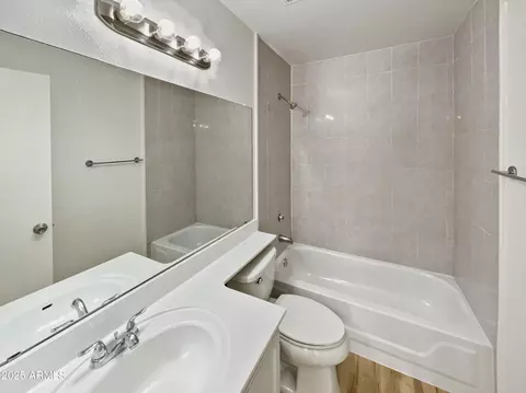 1739 E Carter Rd, Phoenix, AZ 85042 photo 8