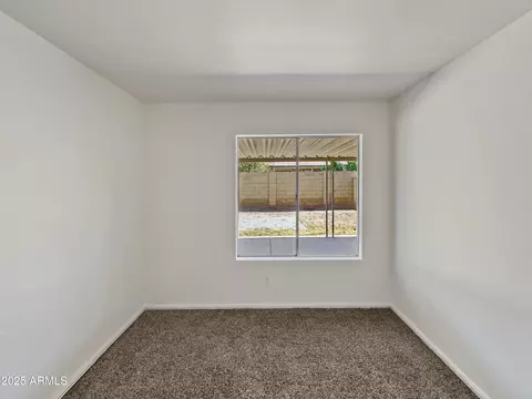 1739 E Carter Rd, Phoenix, AZ 85042 photo 11